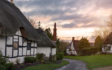 is Knowles Hill thatch roofing popular
